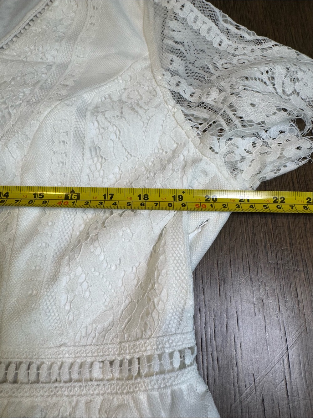 Ivory Lace V-Neck Short Formal Dress - Picture 5 of 6